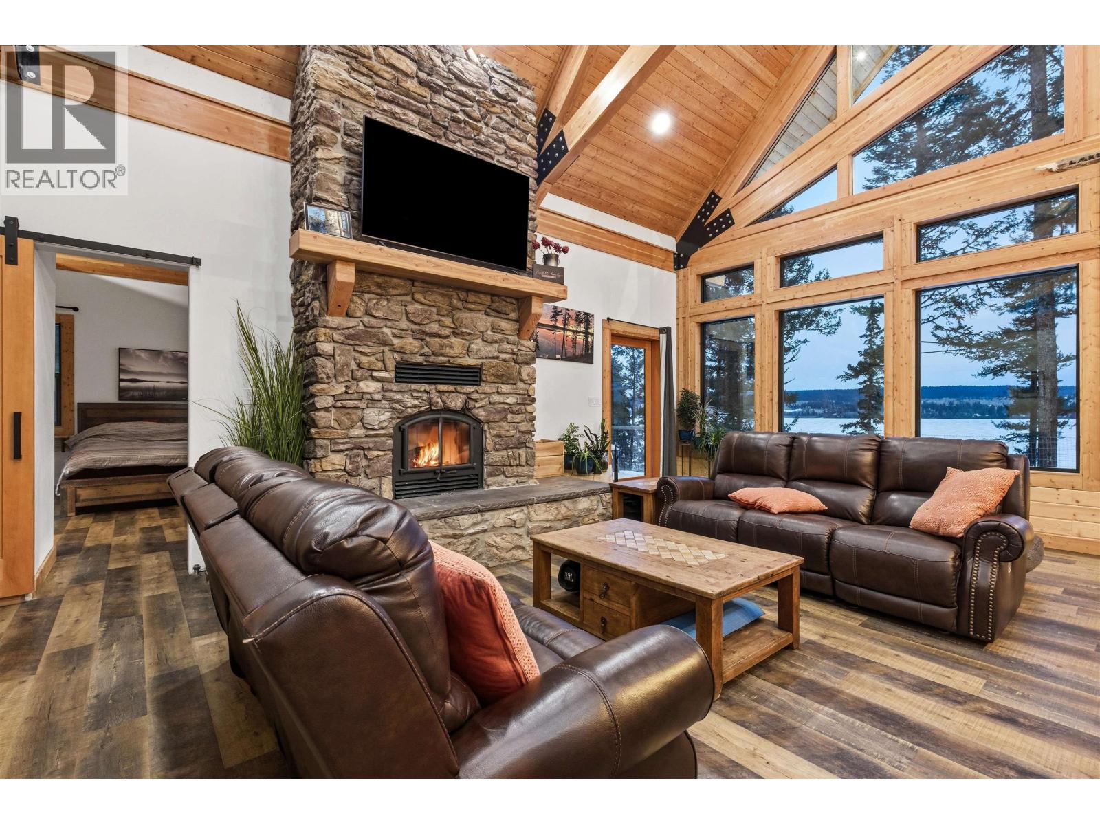 4164 MOSER ROAD, Lac La Hache