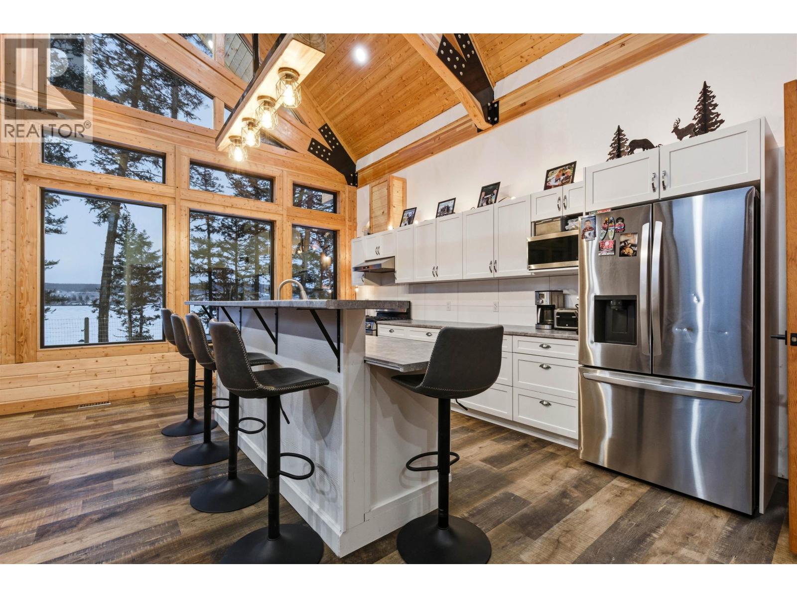 4164 MOSER ROAD, Lac La Hache