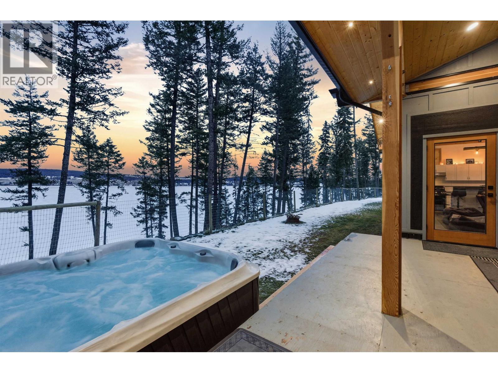 4164 MOSER ROAD, Lac La Hache