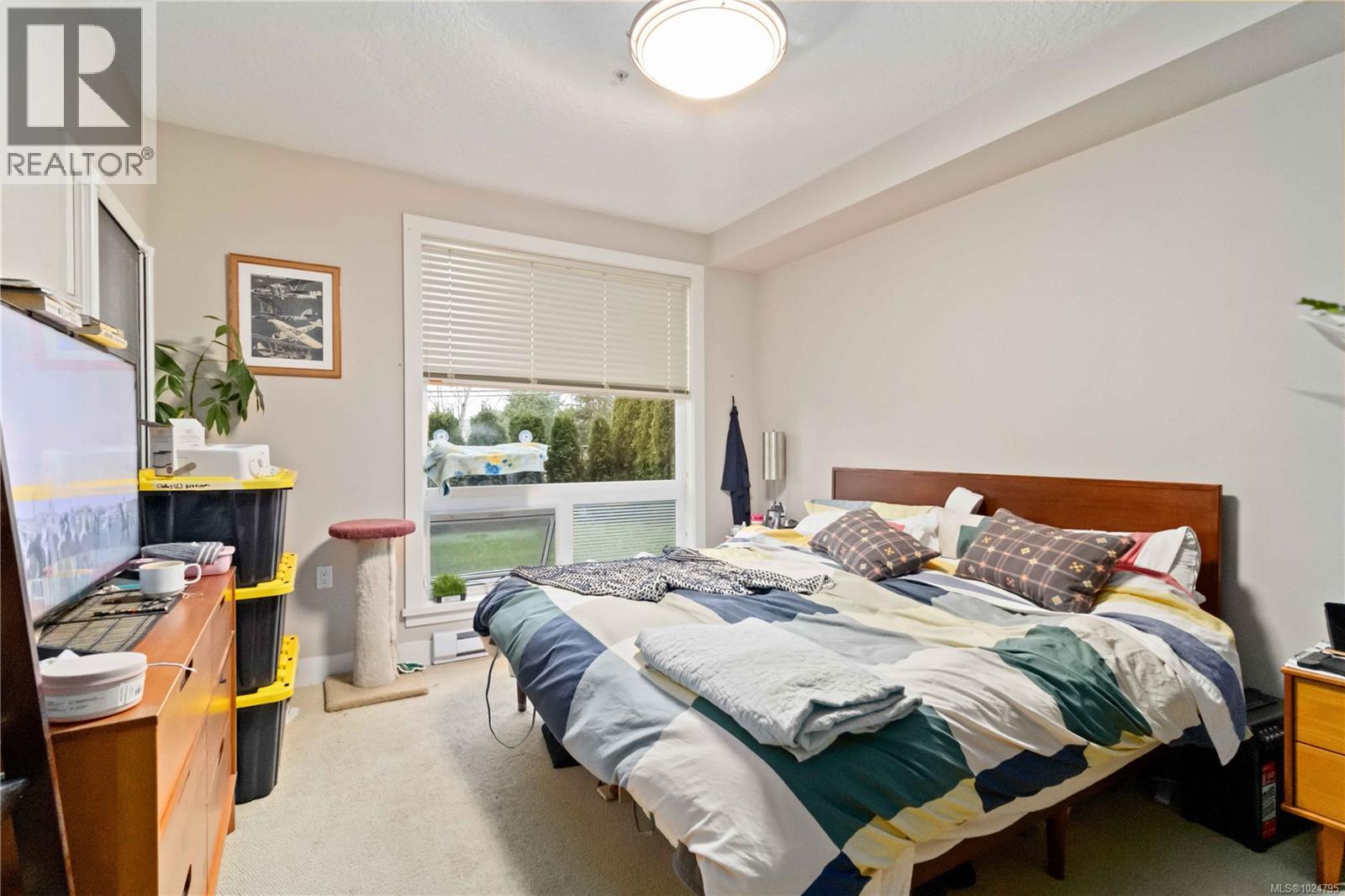 112 4529 West Saanich Road, Saanich