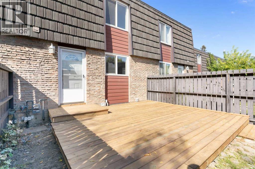 Single Family House for Sale in   Galbraith Drive SW Glamorgan Calgary 