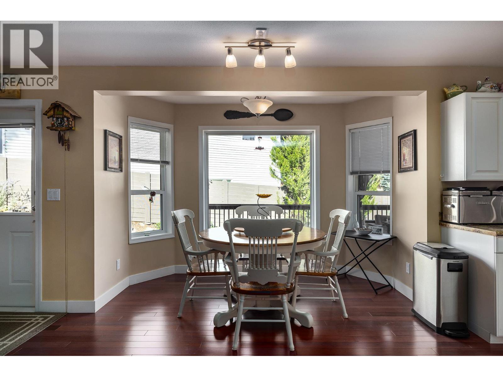 4210 6th Avenue, Peachland