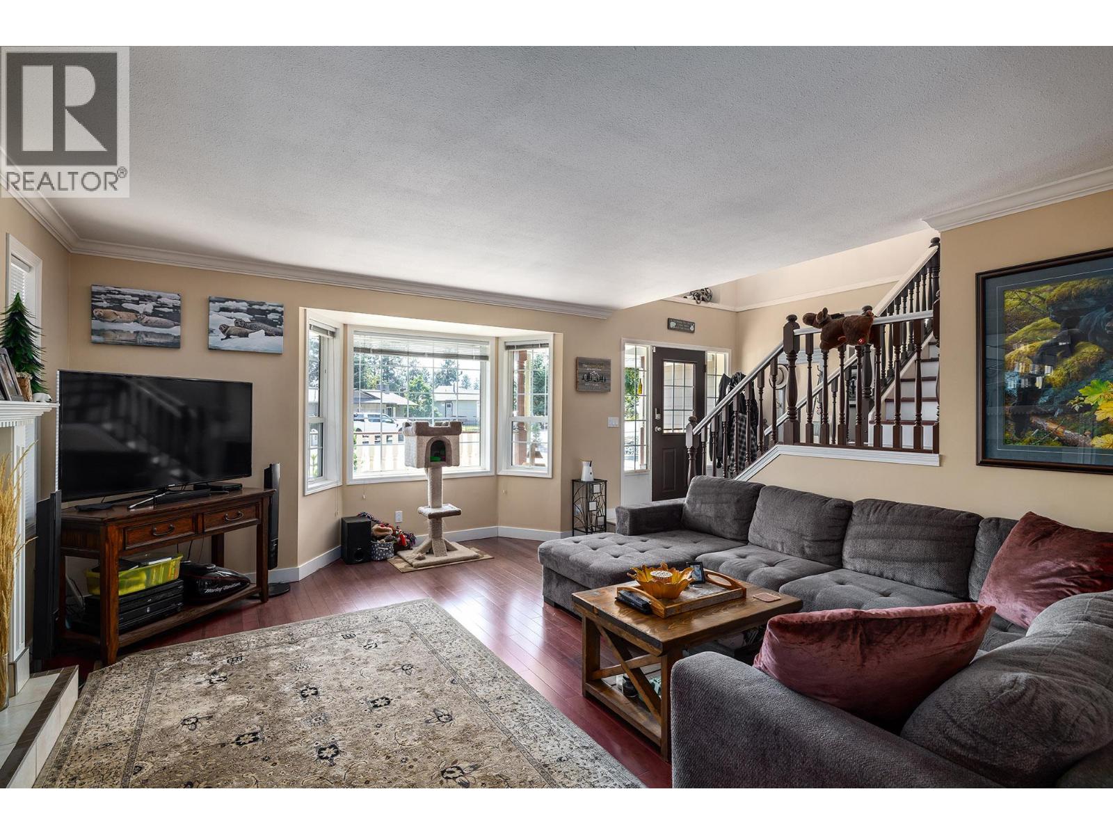 4210 6th Avenue, Peachland