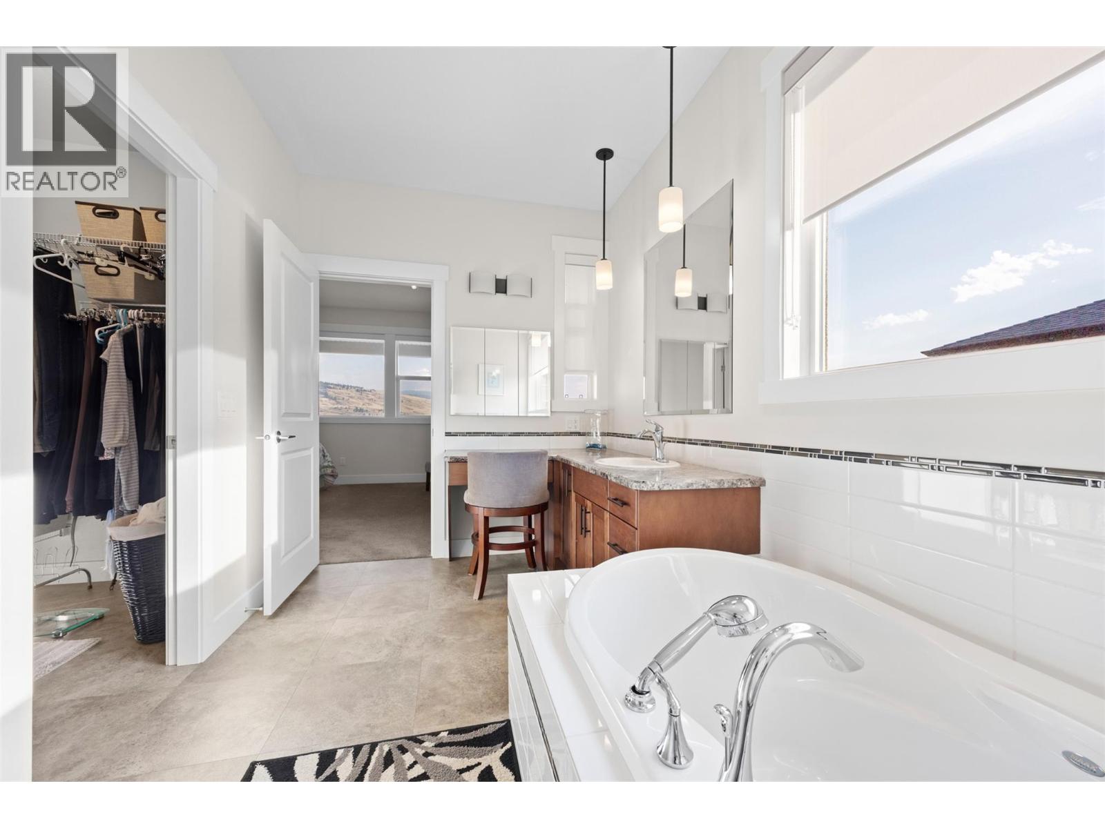  2589 Sylvia Road, Lake Country