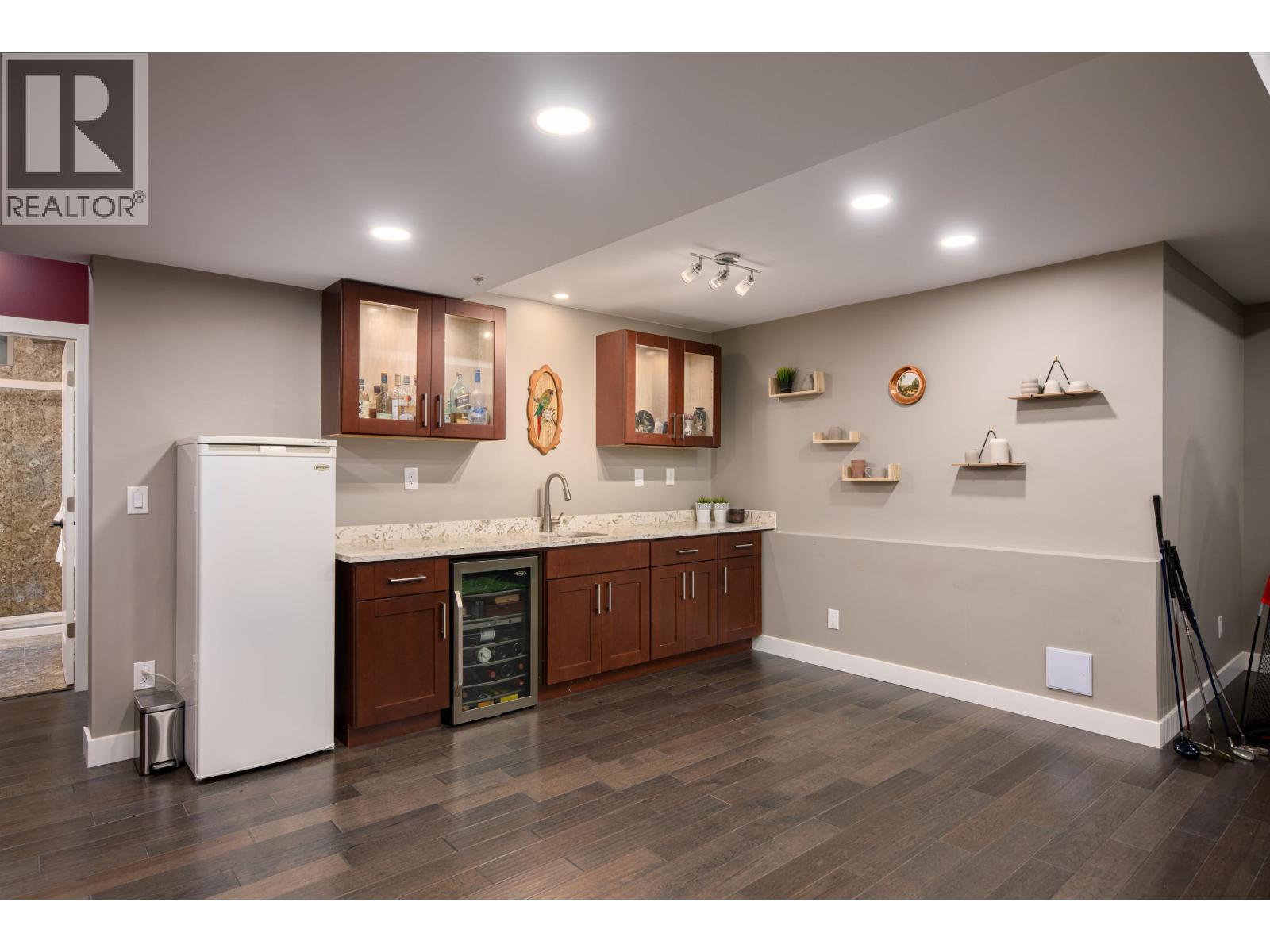 10850 CARMICHAEL STREET, Maple Ridge