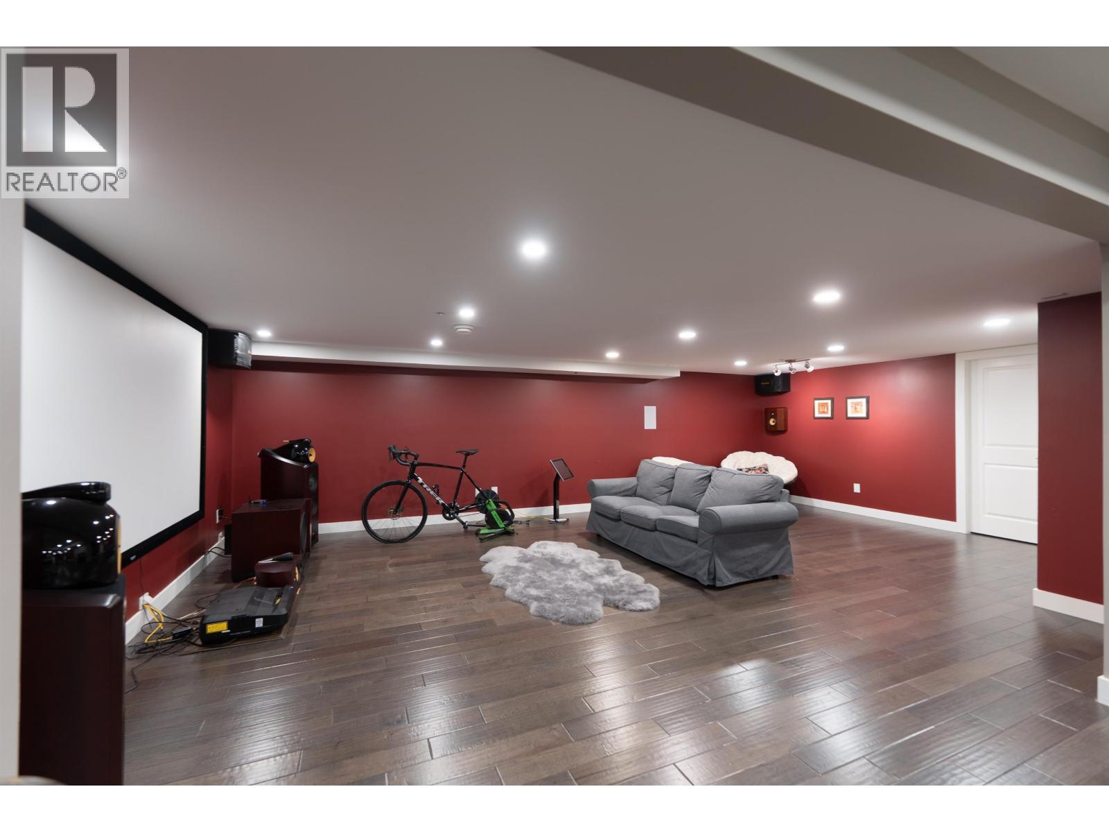10850 CARMICHAEL STREET, Maple Ridge