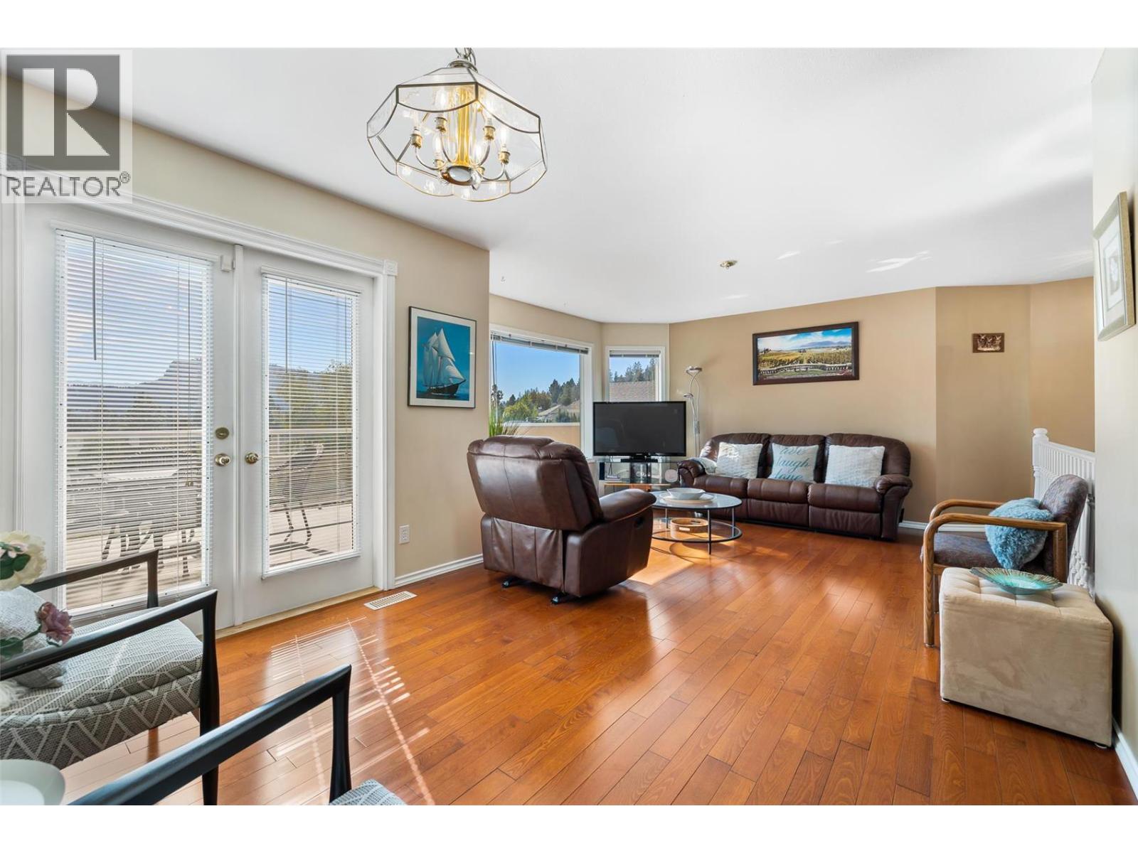  1056 Caledonia Way, West Kelowna