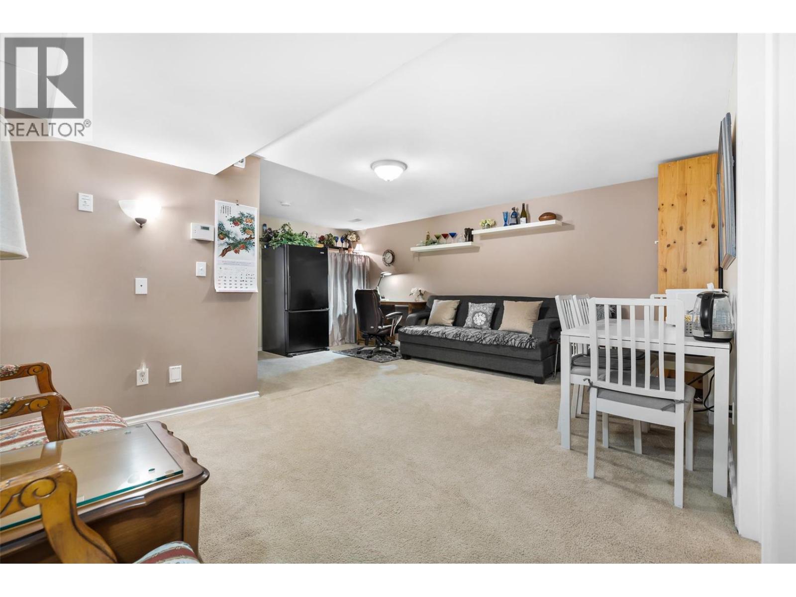  1056 Caledonia Way, West Kelowna