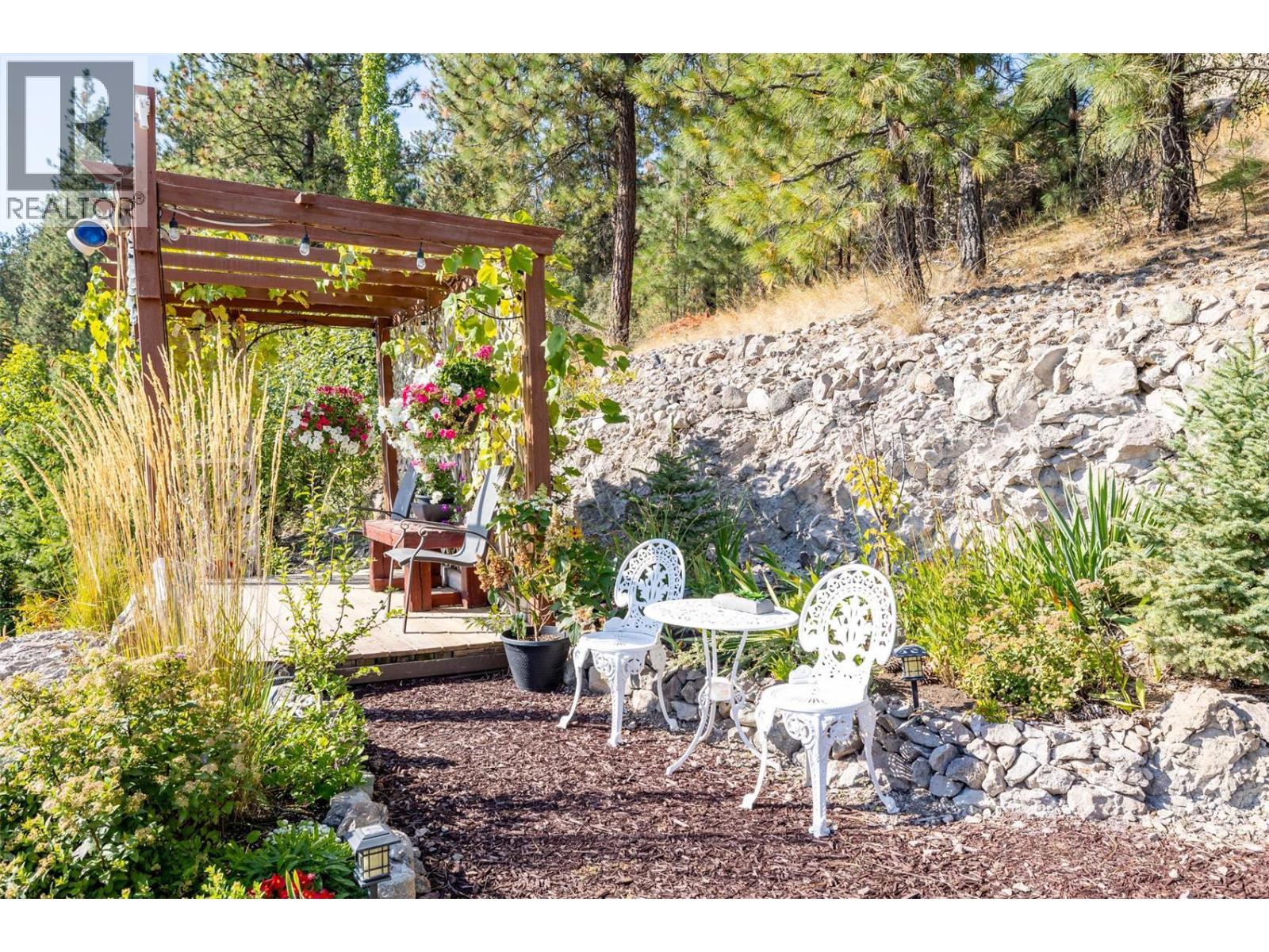  1056 Caledonia Way, West Kelowna