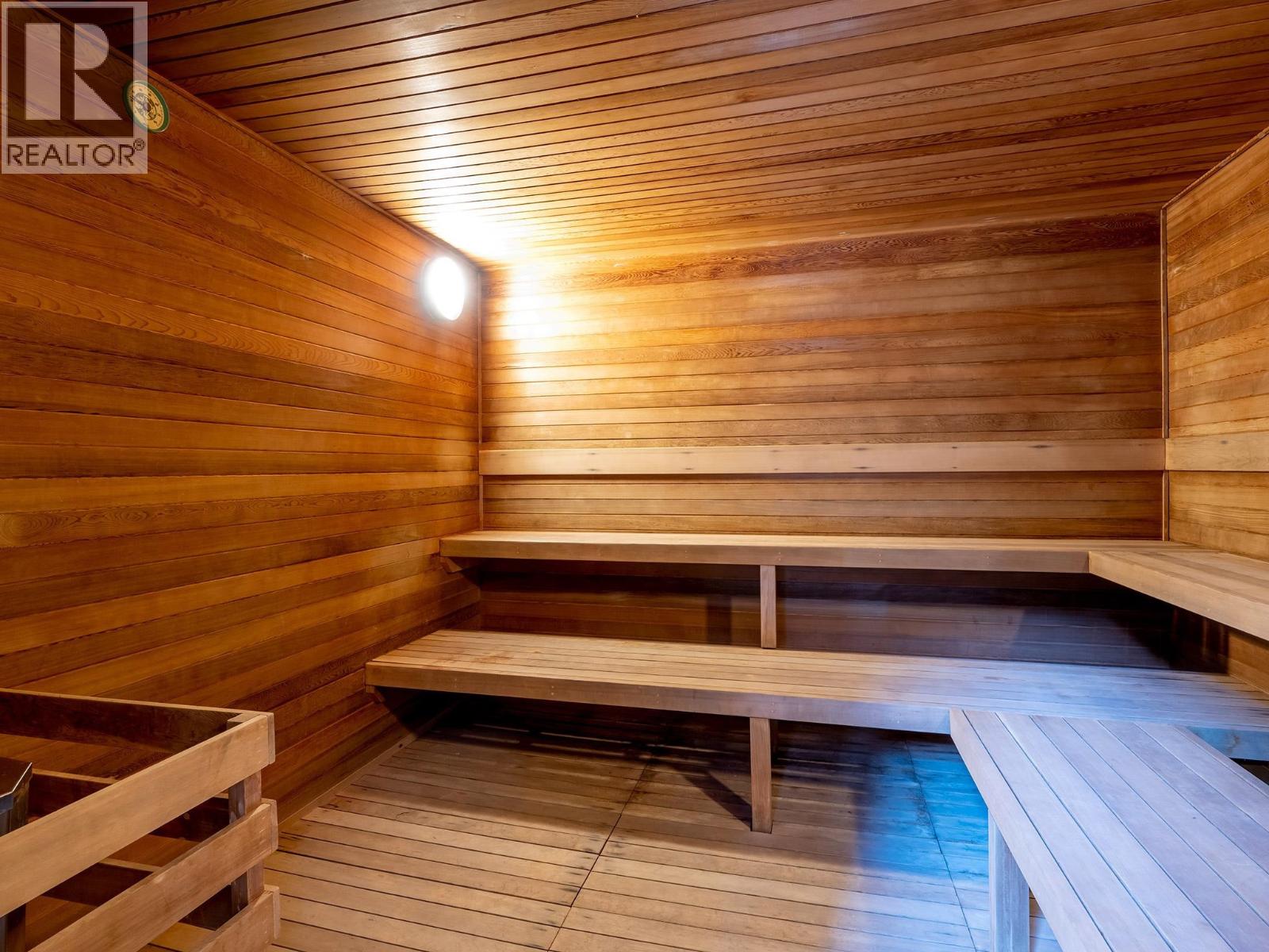 414A 2020 LONDON LANE, Whistler