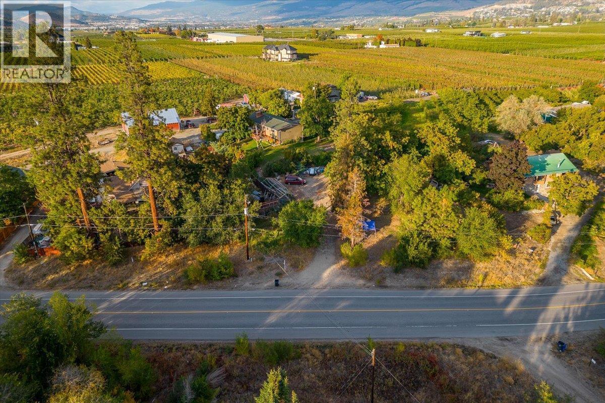 3122 McCulloch Road, Kelowna