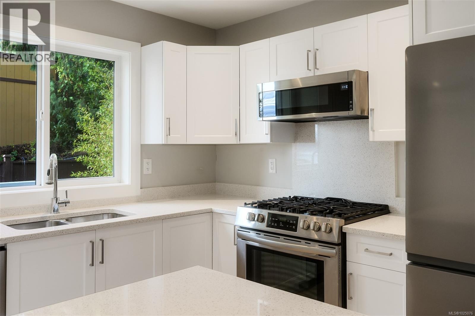  2042 Terrott Street, Sooke