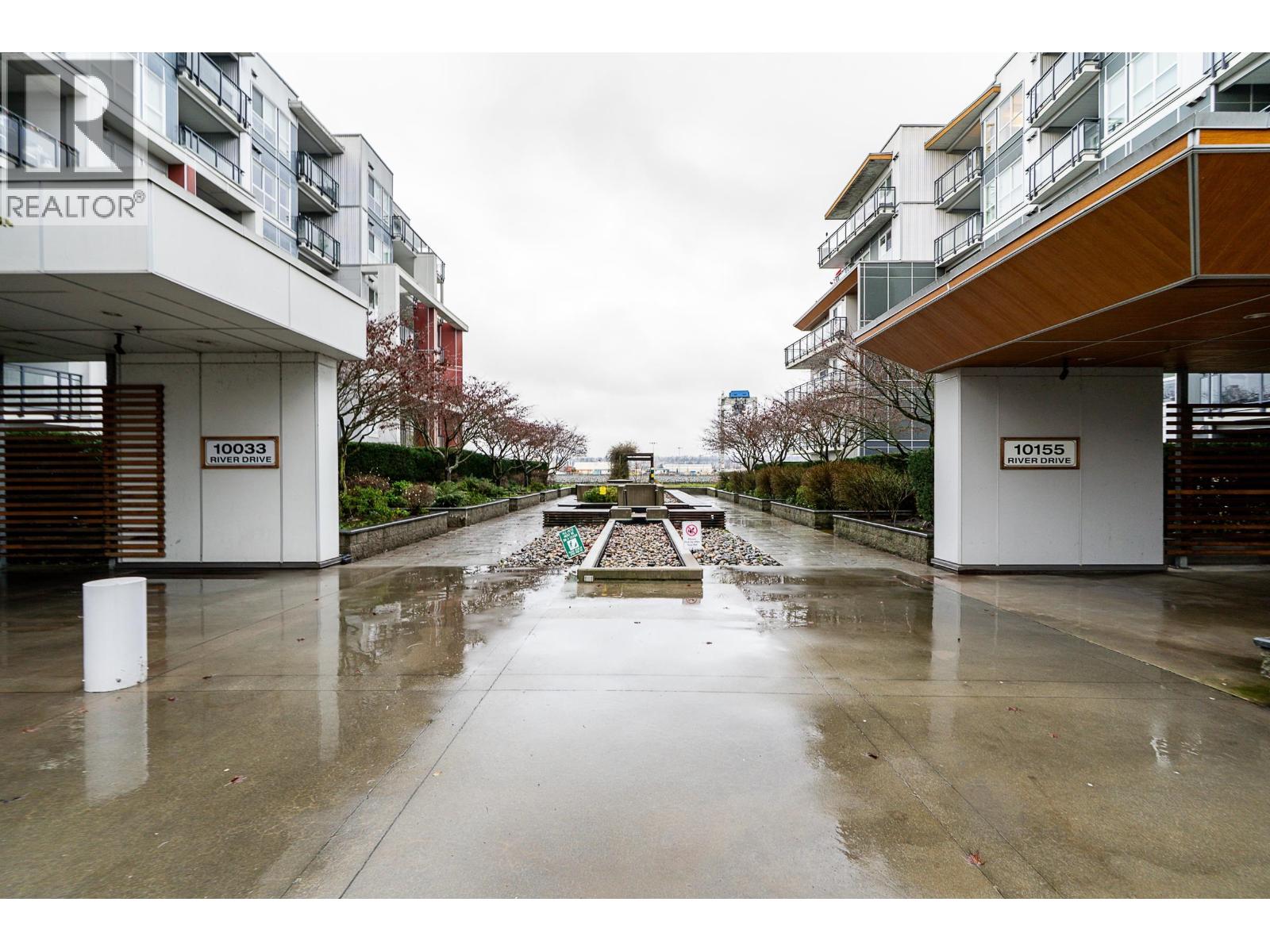 703 10033 RIVER DRIVE