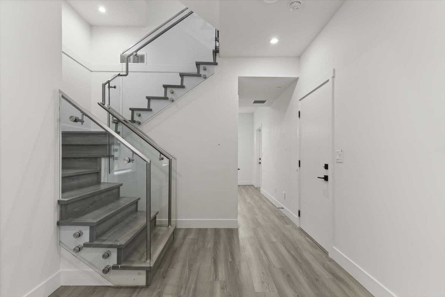 8 9603 BROADWAY STREET, Chilliwack Proper East, Chilliwack