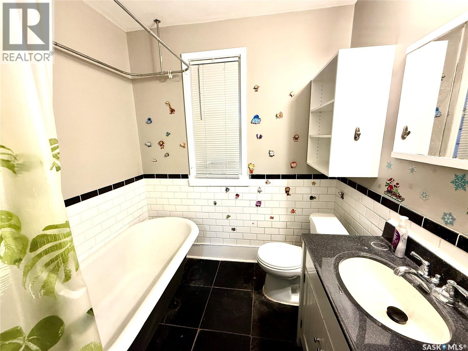 1128 GARNET STREET - 11