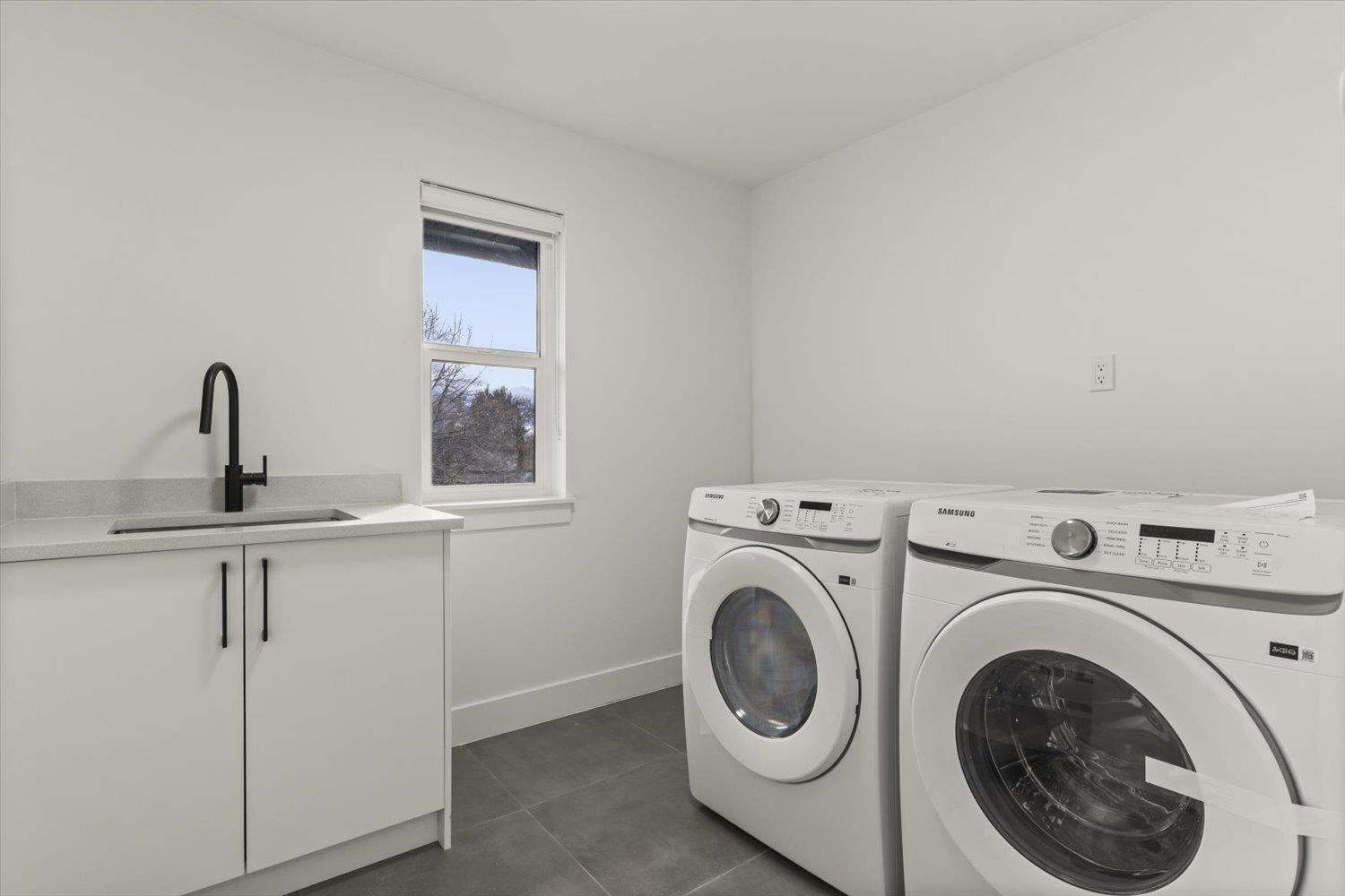 8 9603 BROADWAY STREET, Chilliwack Proper East, Chilliwack