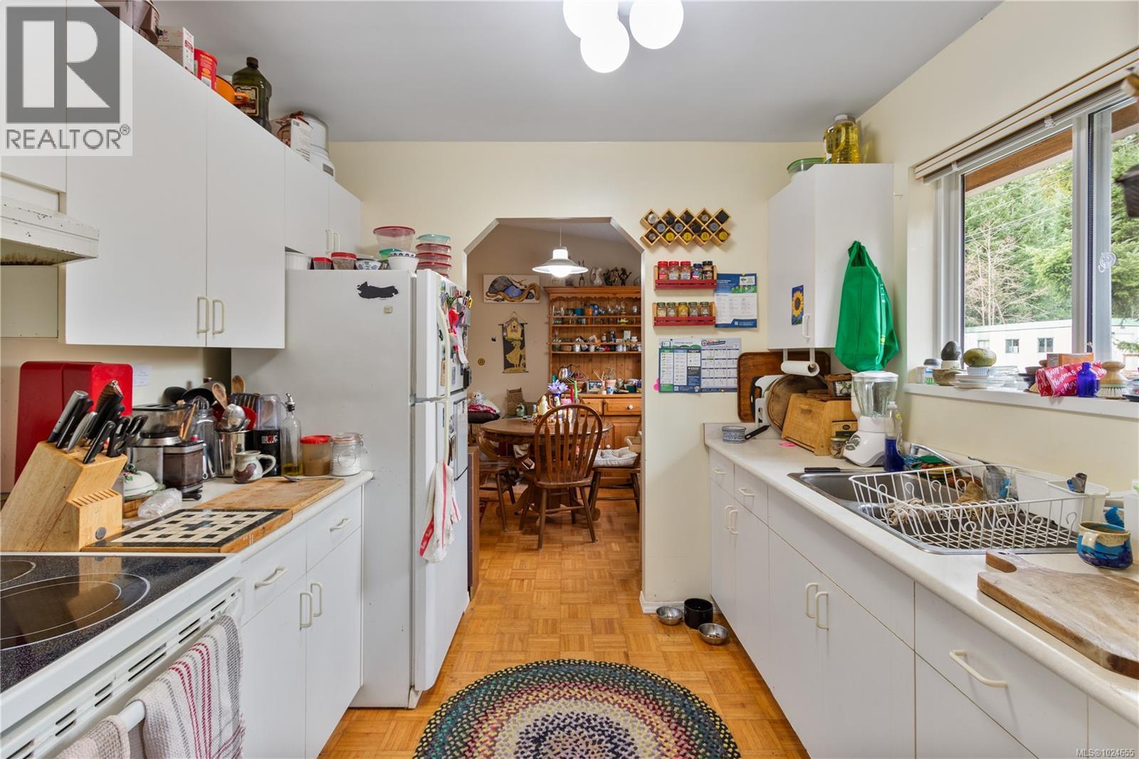 27 745 Church St, Gabriola Island