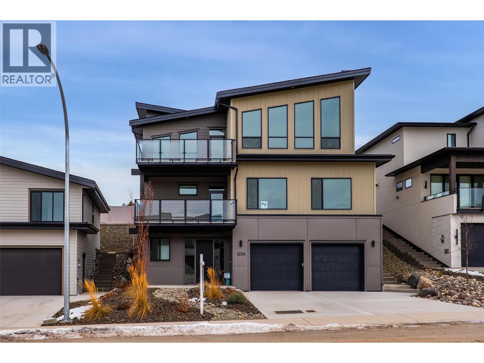 1294 BRECHIN Place, Kamloops