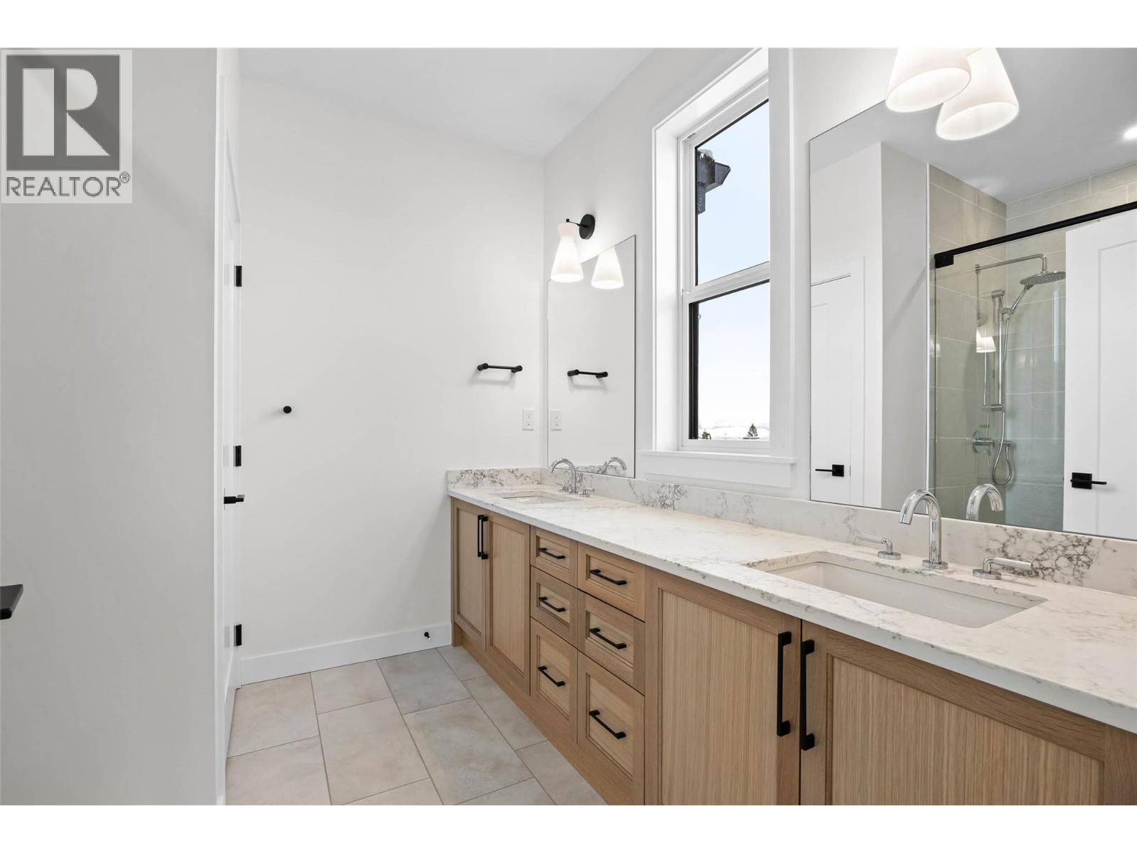 1294 BRECHIN Place, Kamloops