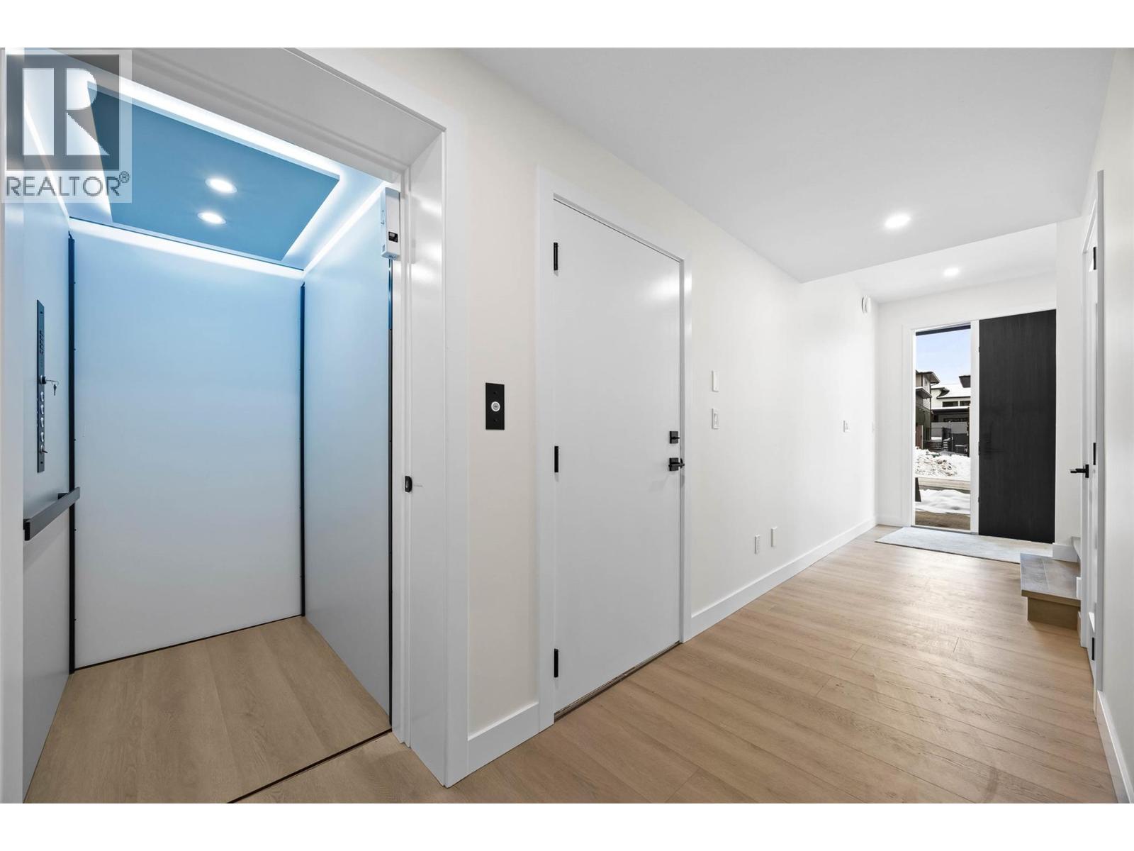 1294 BRECHIN Place, Kamloops