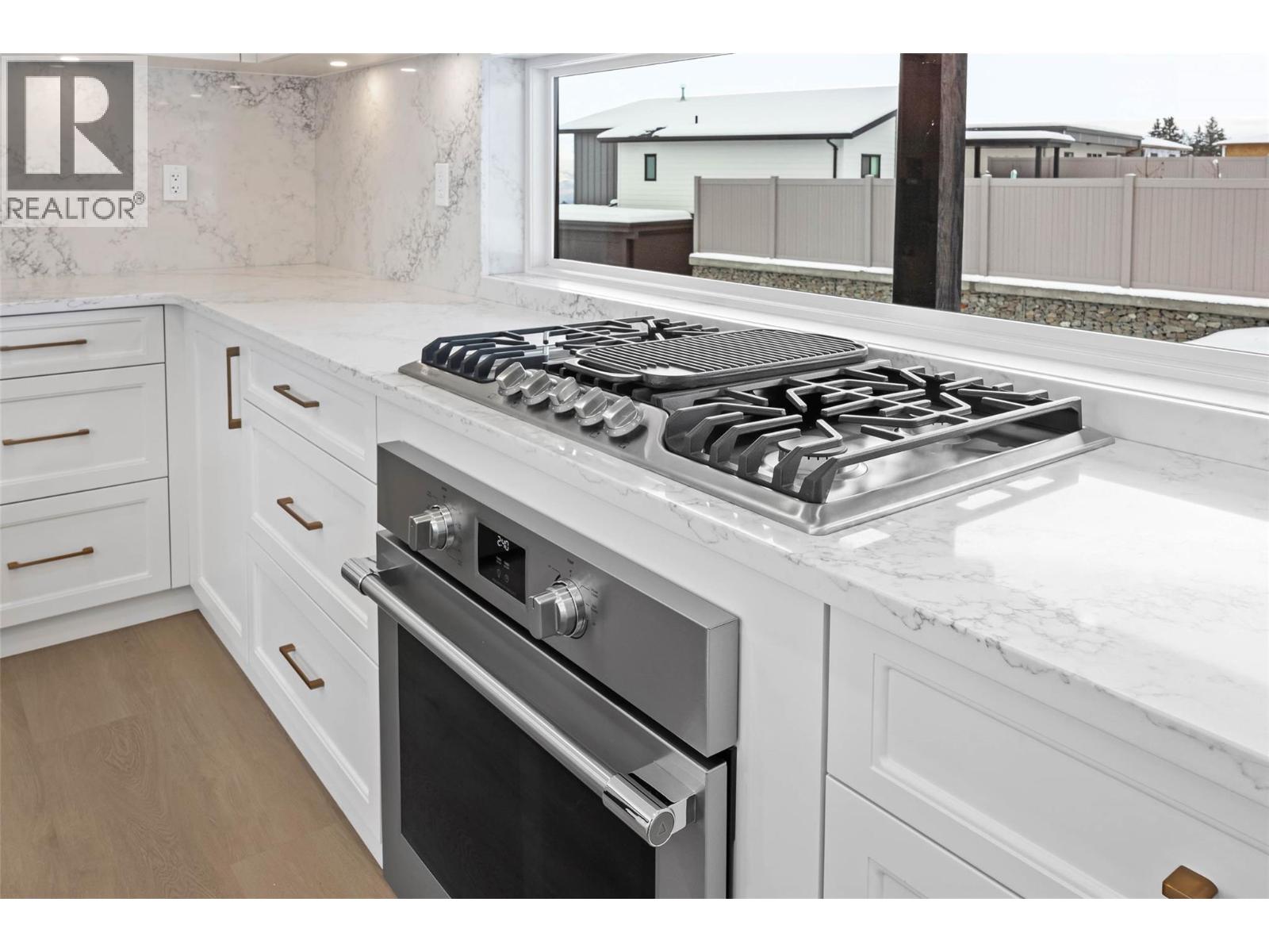 1294 BRECHIN Place, Kamloops