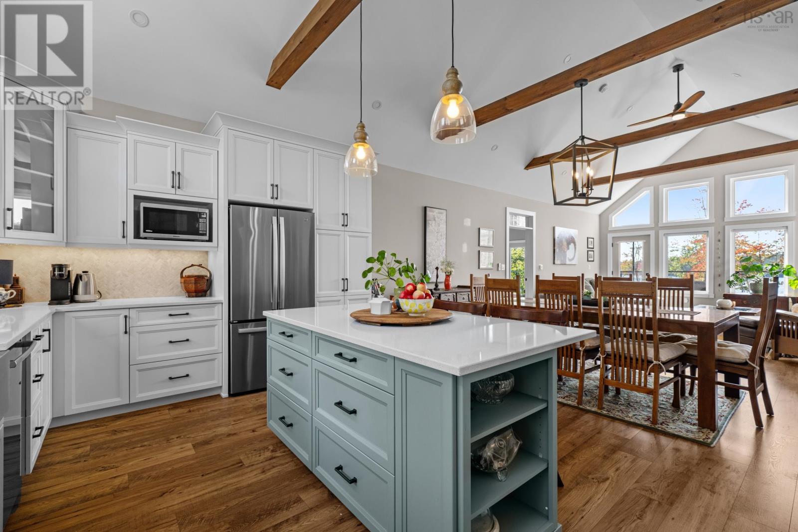 Property 22 of 46 of 250 Maple Leaf Lane