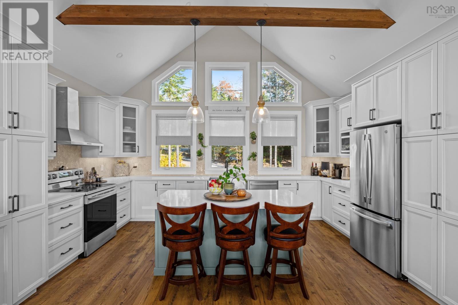 Property 24 of 46 of 250 Maple Leaf Lane