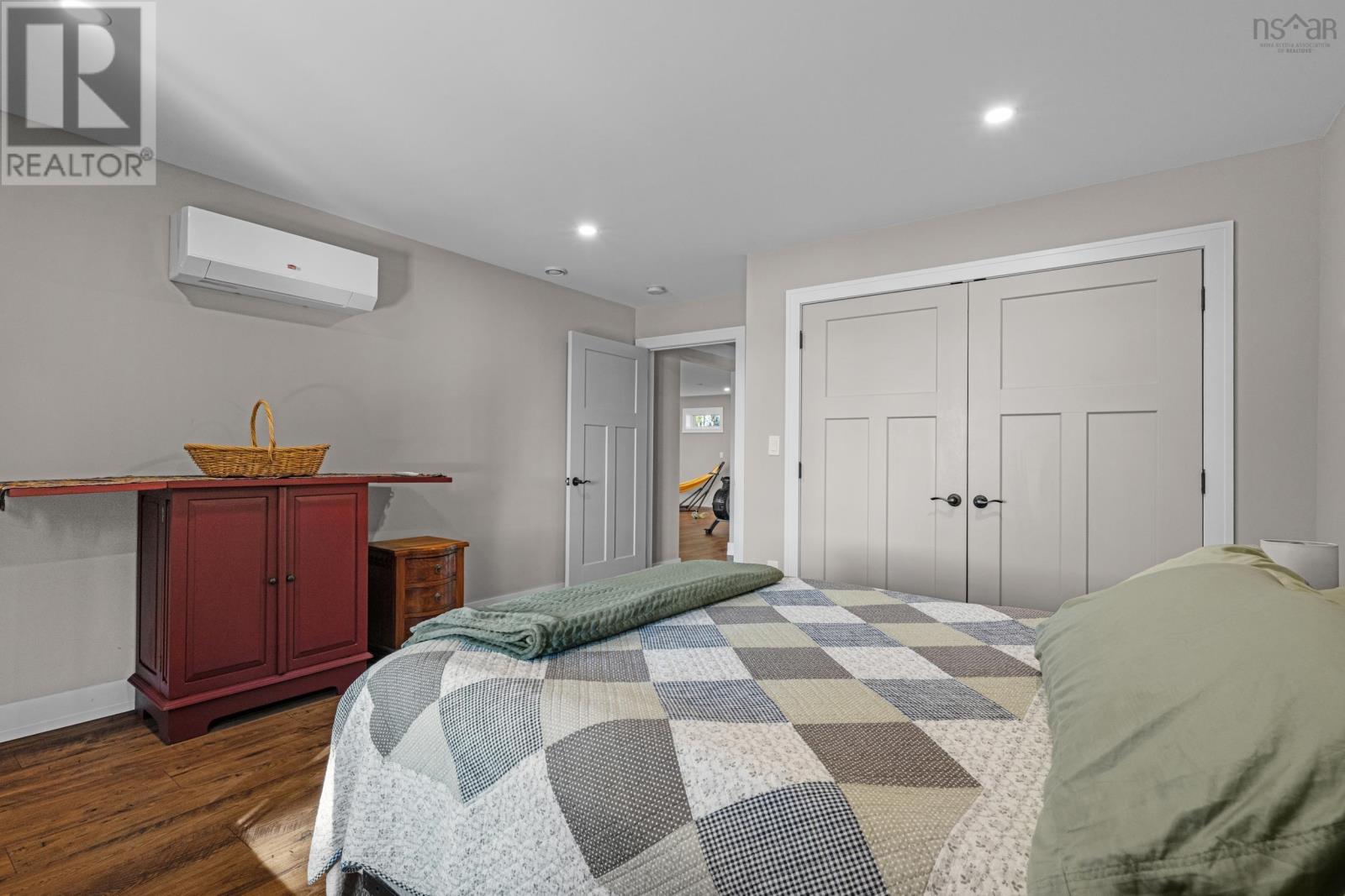 Property 38 of 46 of 250 Maple Leaf Lane