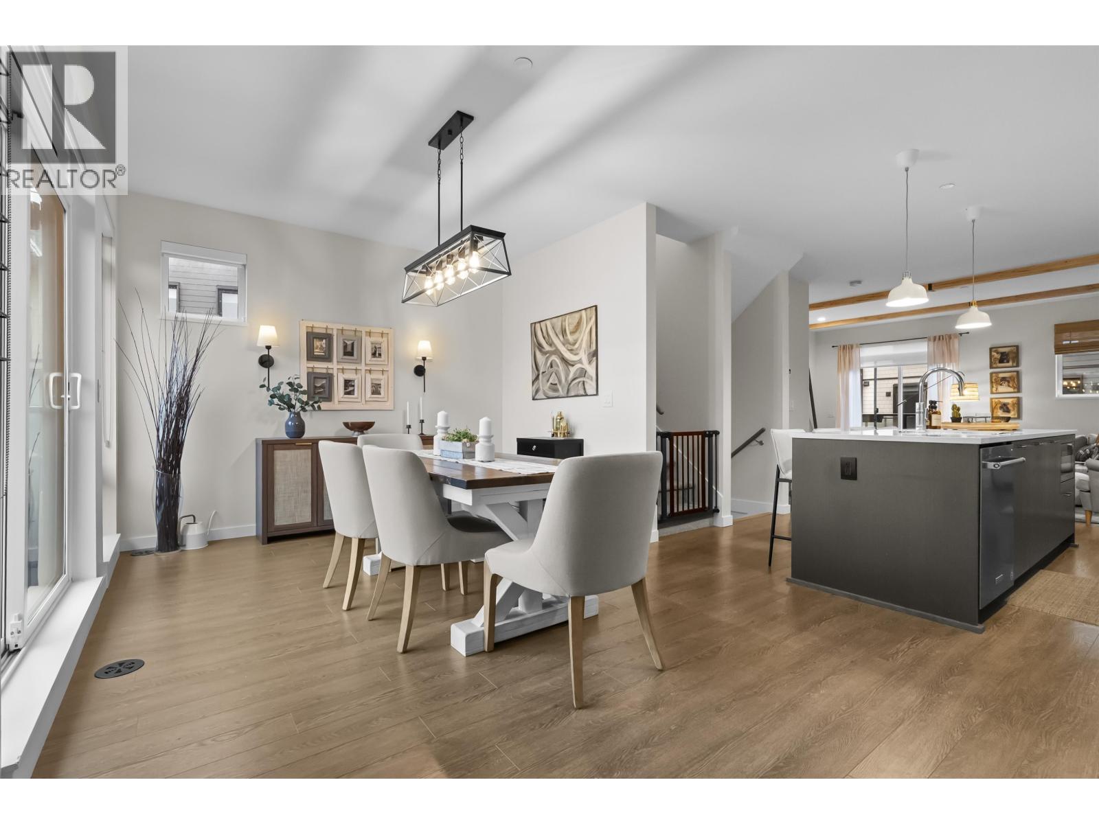 147 4738 HEMLOCK WAY, Tsawwassen