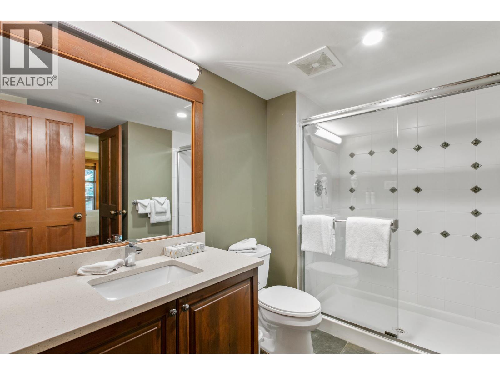 310G2 4653 BLACKCOMB WAY, Whistler