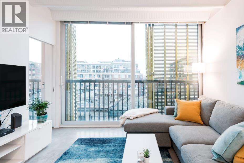 701 219 E GEORGIA STREET