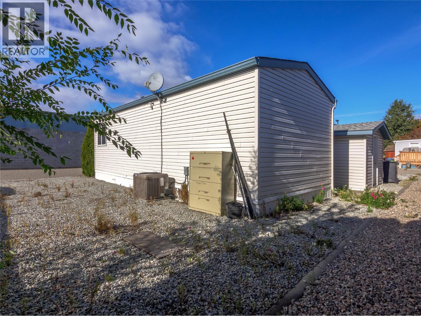 4 670 McCurdy Road, Kelowna