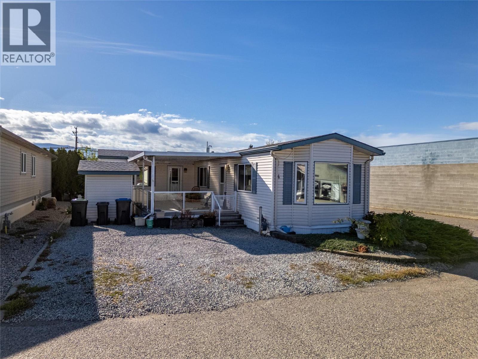 4 670 McCurdy Road, Kelowna
