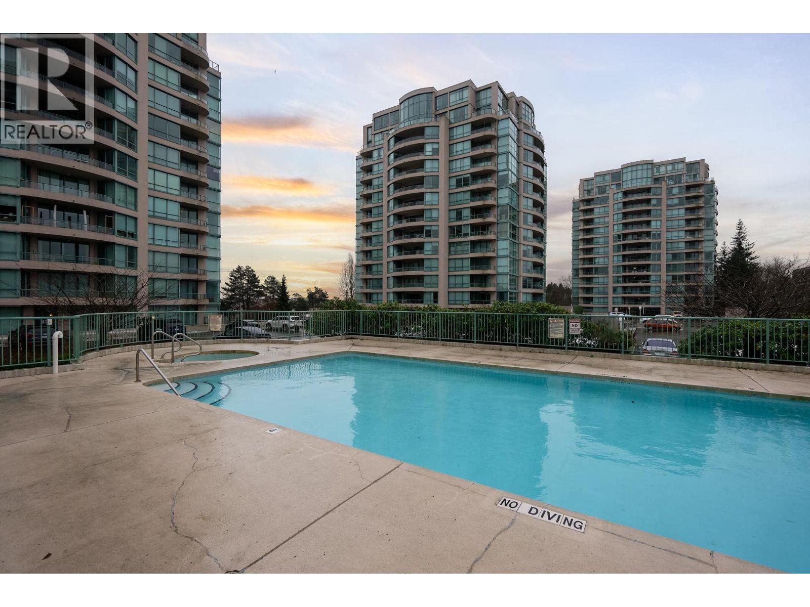 #305-8811 LANSDOWNE Road, Richmond