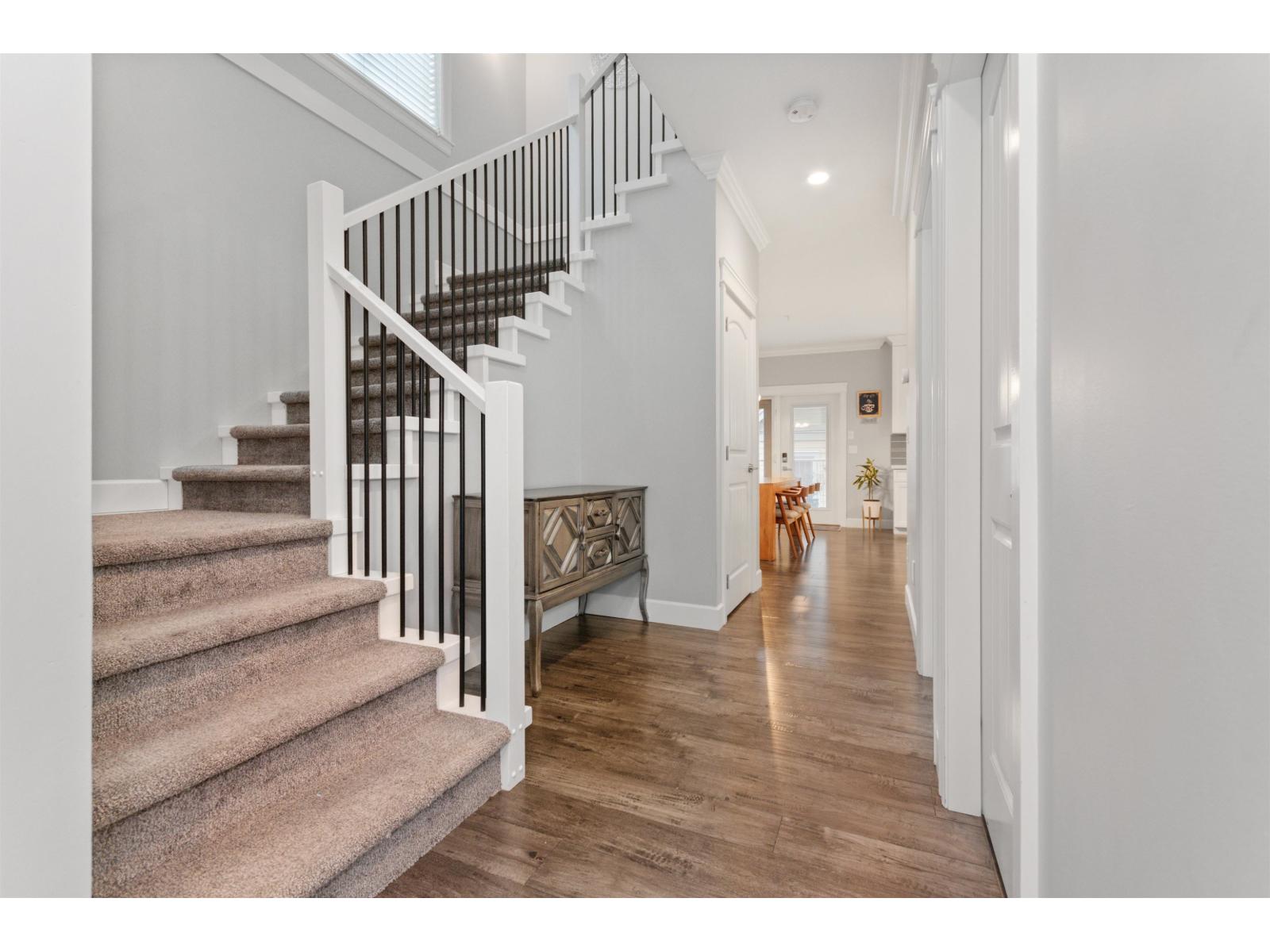 44763 ANGLERS BOULEVARD, Garrison Crossing, Chilliwack