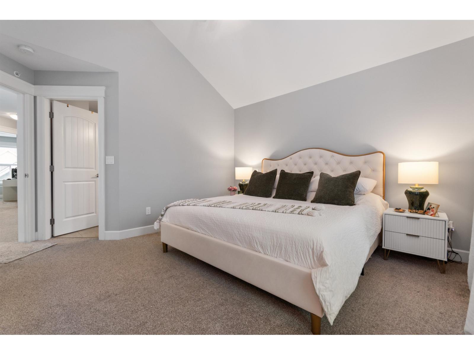 44763 ANGLERS BOULEVARD, Garrison Crossing, Chilliwack