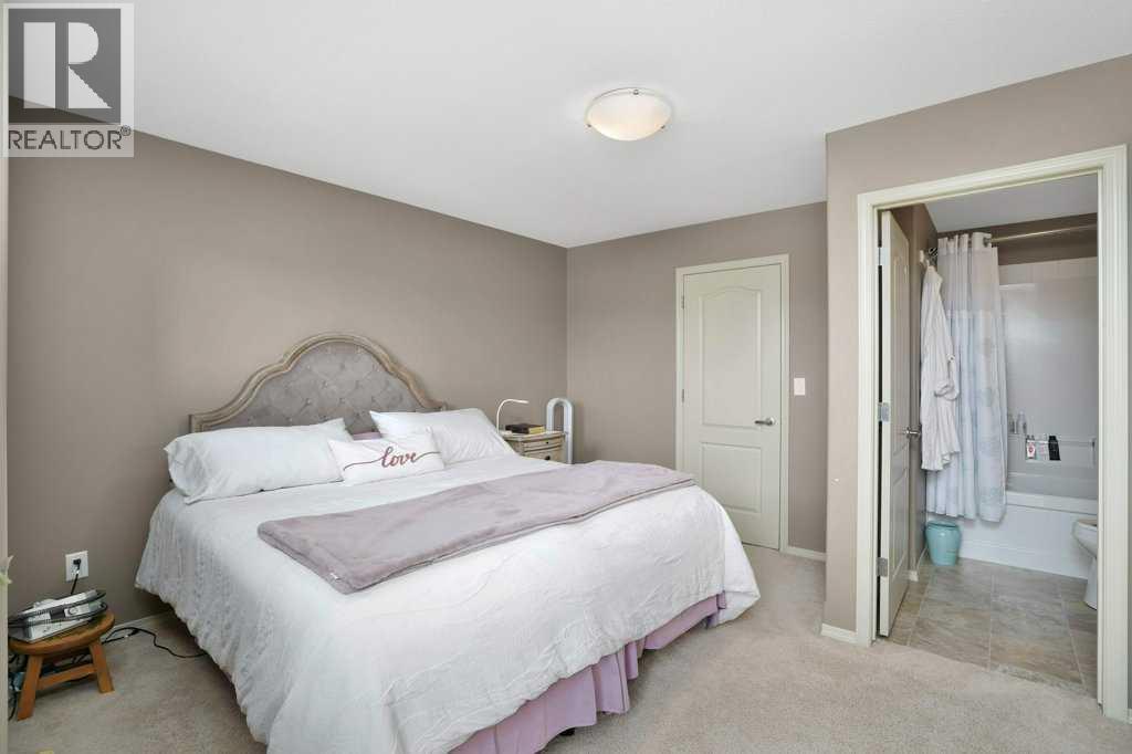 30 Carleton Avenue, Red Deer