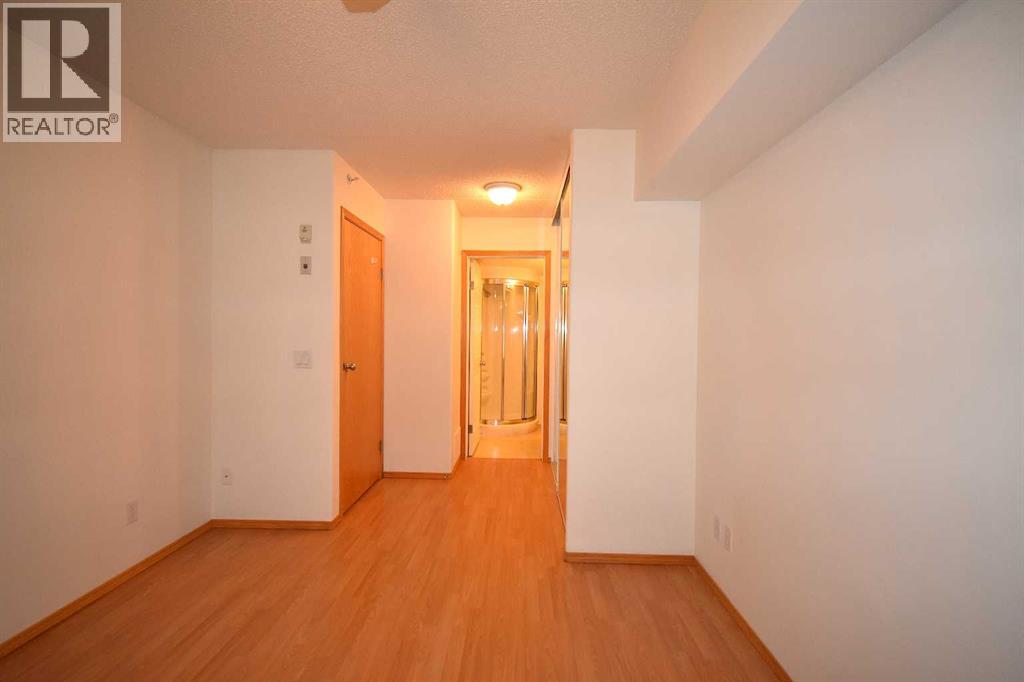 
          777 48 Street
            <br/>
            <span>Edson</span>
            , 
            <span>AB</span>
             <span>T7E1Z6</span>
         - Photo 10