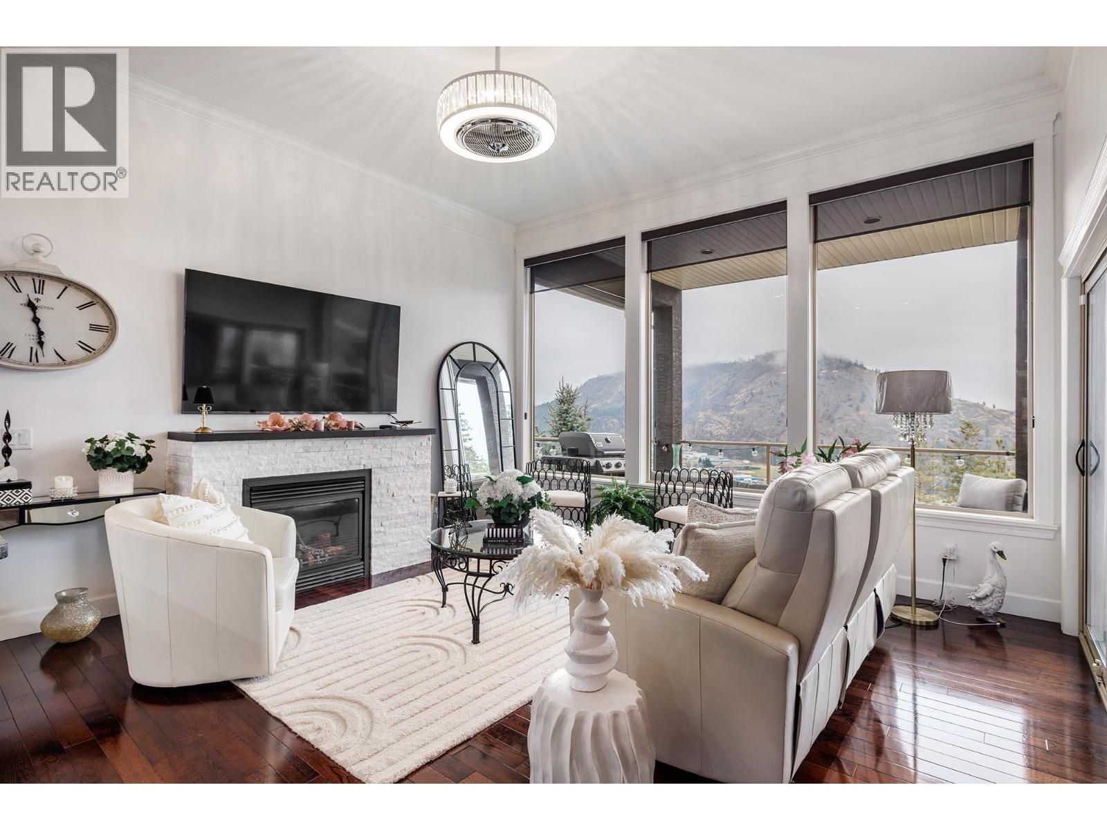 1969 Cornerstone Drive, West Kelowna