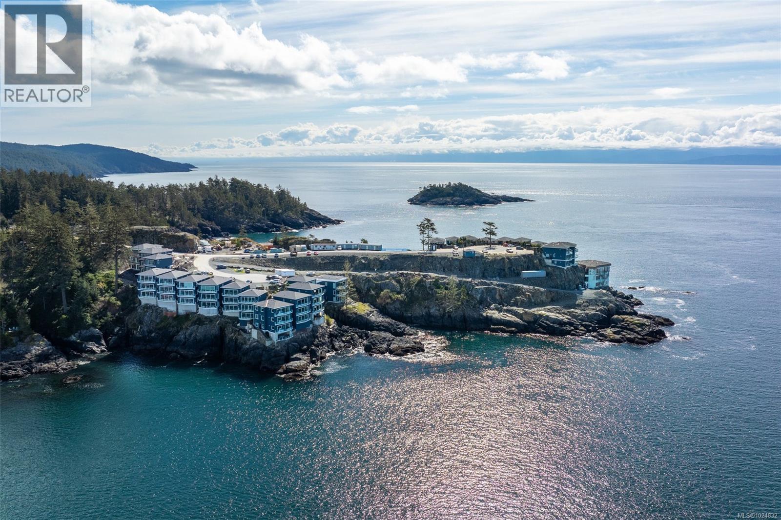 13B 1000 Sookepoint Pl, Sooke