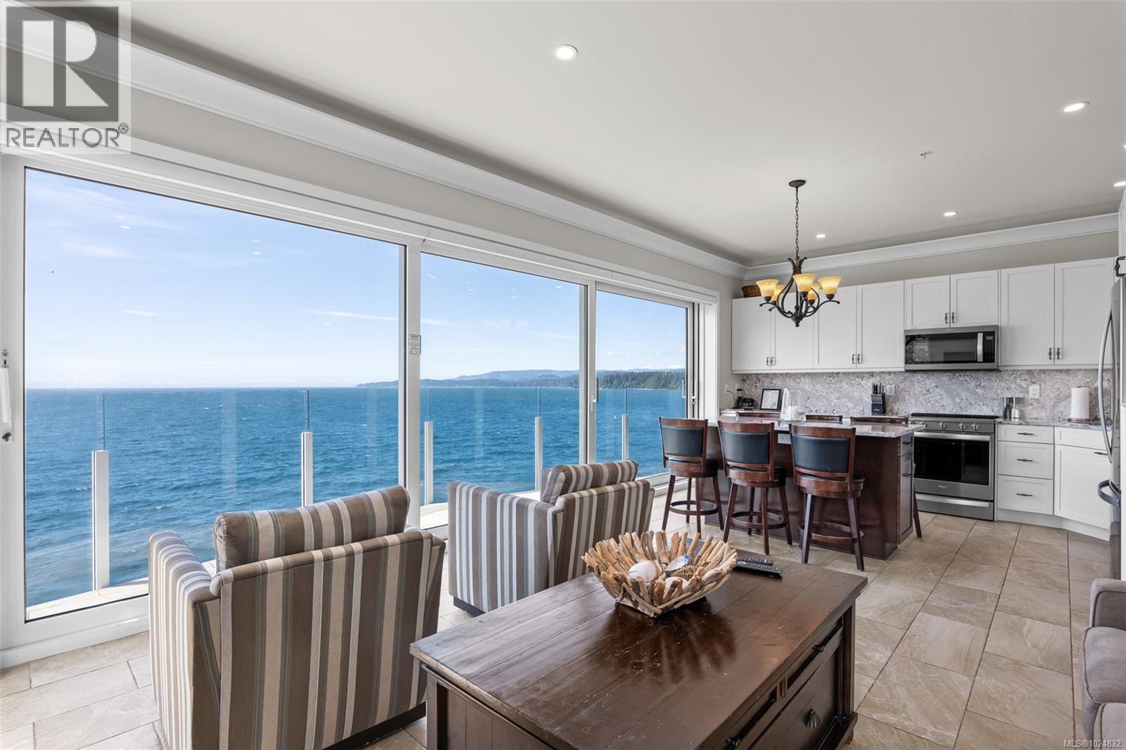 13B 1000 Sookepoint Pl, Sooke