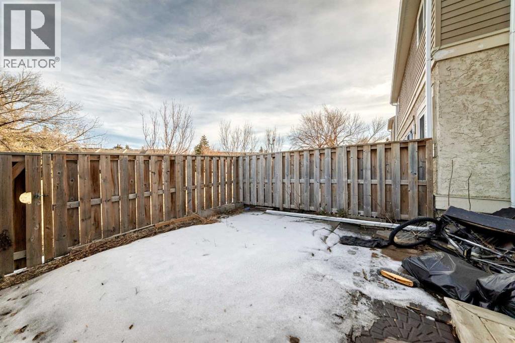 Single Family House for Sale in    Avenue SE Penbrooke Meadows Calgary 