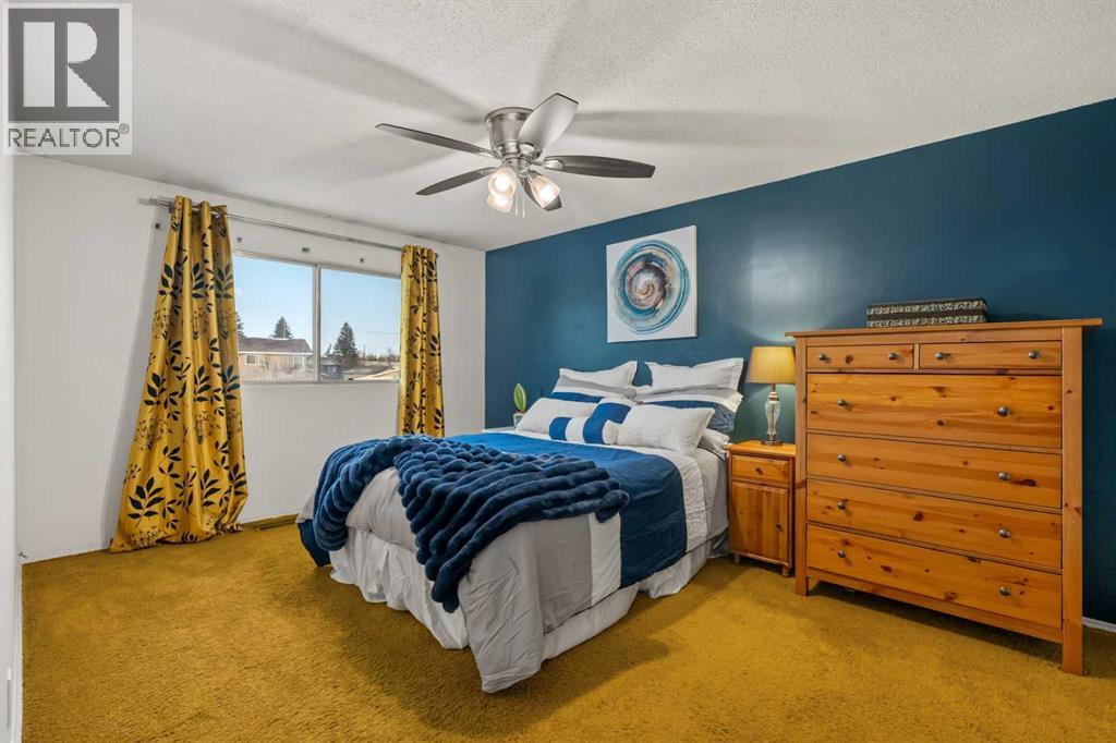 Single Family House for Sale in  Marbank Place NE Marlborough Calgary 