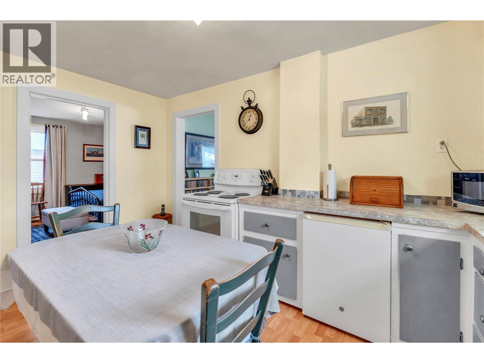 499 Similkameen Avenue, Princeton