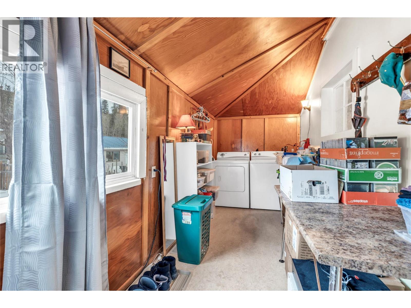 499 Similkameen Avenue, Princeton