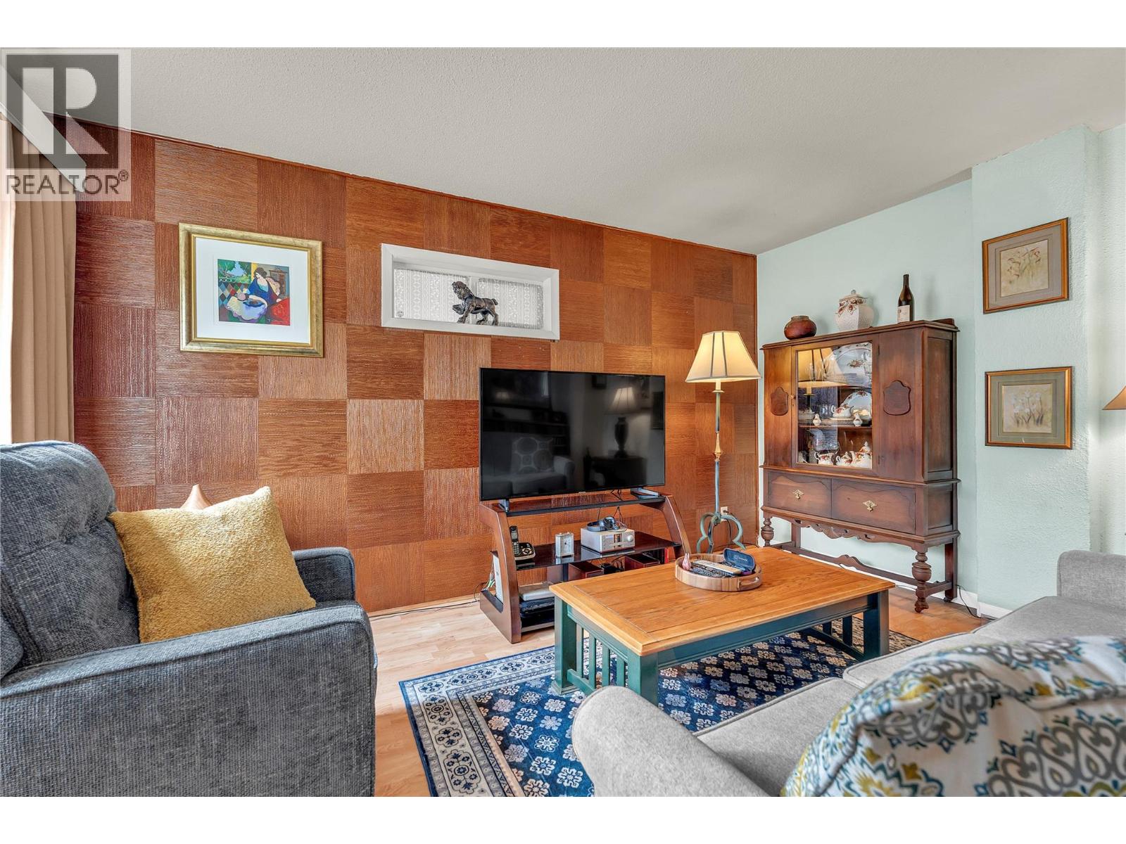 499 Similkameen Avenue, Princeton