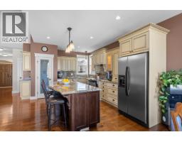 Kitchen - 11909 La Costa Lane, Osoyoos, BC V0H1V4 Photo 14