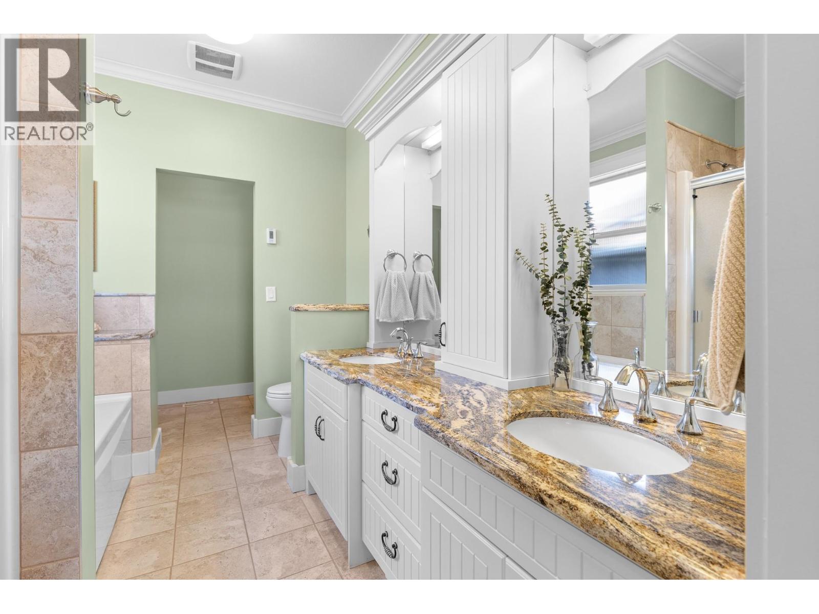  11909 La Costa Lane, Osoyoos