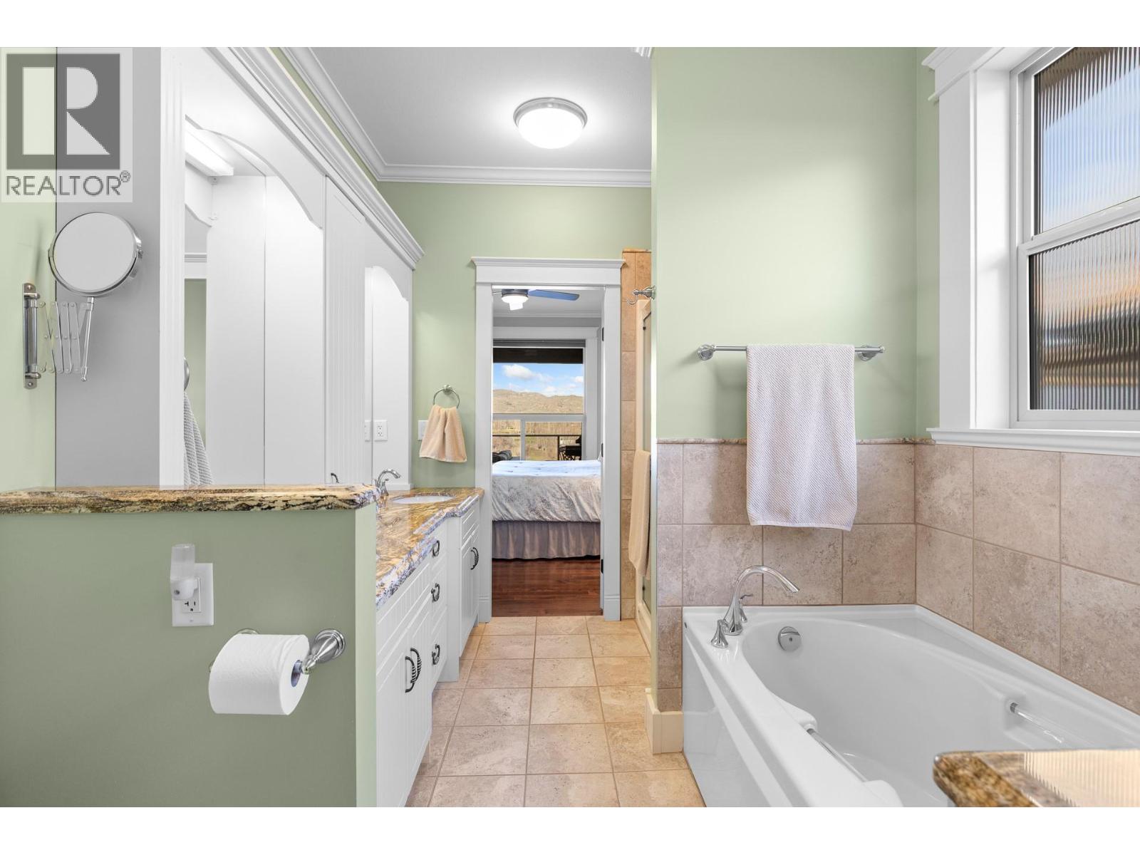  11909 La Costa Lane, Osoyoos