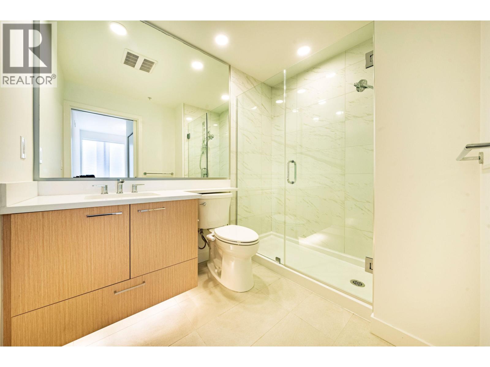406 7599 15TH STREET, Burnaby